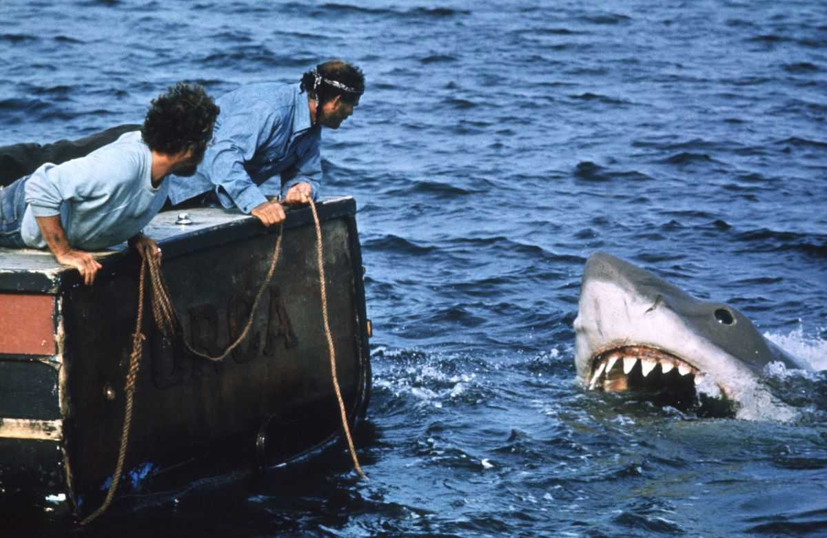 Richard Dreyfuss, Robert Shaw and Bruce the Shark in Jaws (1975)