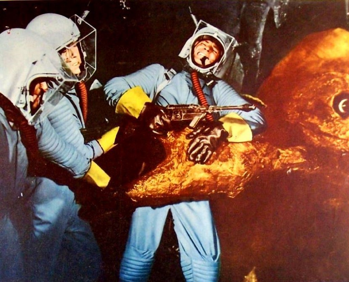 Astronauts encounter alien in Journey to the Seventh Planet (1962)