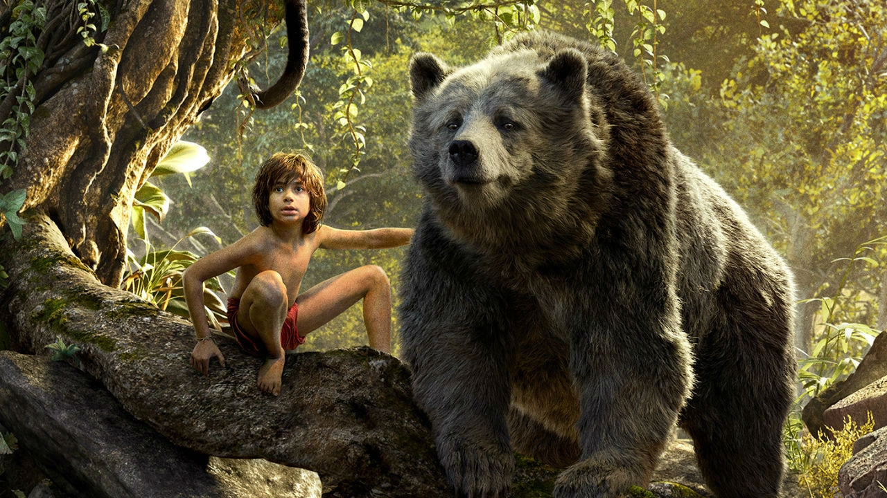 Mowgli (Neel Sethi) and Balaoo (voiced by Bill Murray) in The Jungle Book (2016)