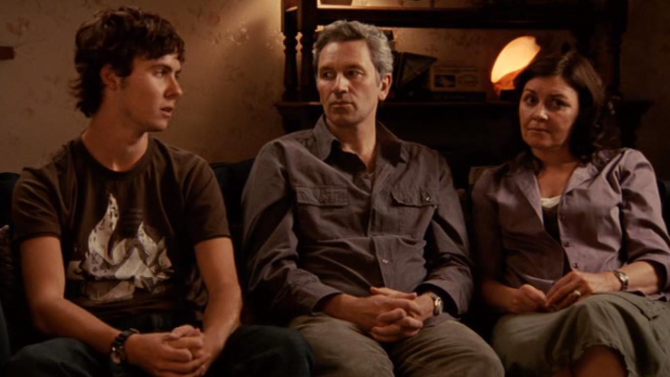 The Palmer family - (l to r) son Martin Sharpe, father David Pledger and wife Rosie Traynor in Lake Mungo (2008)