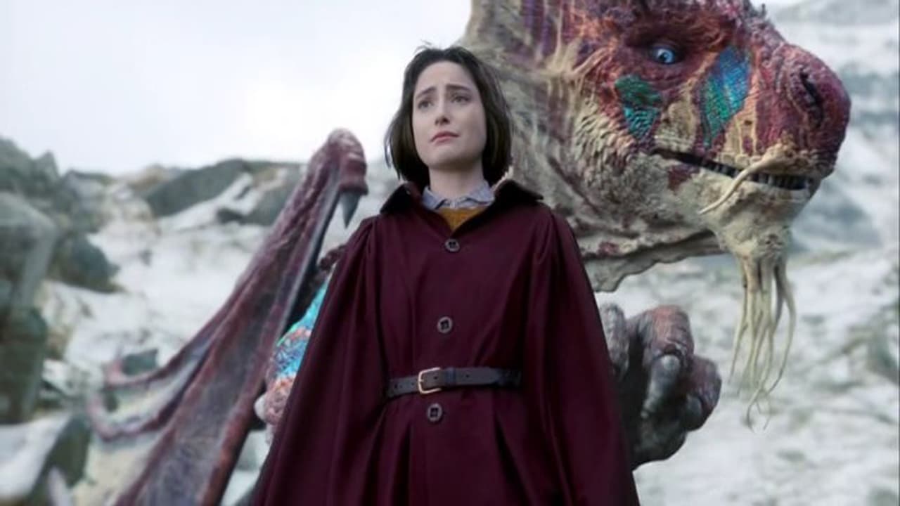 Ellise Chappell as apprentice magician and would-be dragonslayer Jennifer Strange and the dragon Matlcassion in The Last Dragonslayer (2016)