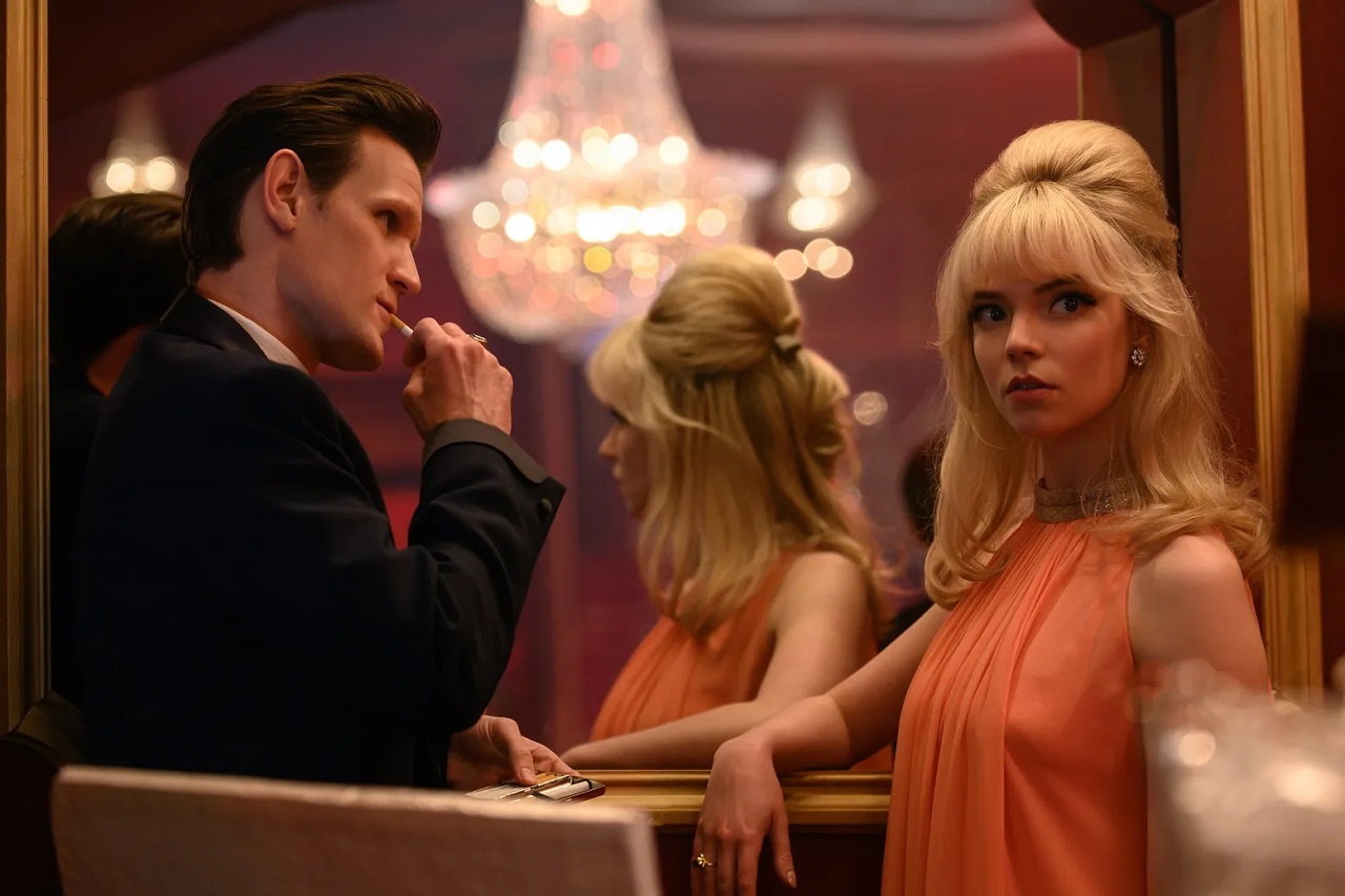 Anya Taylor-Joy wooed by Matt Smith in Last Night in Soho (2021)