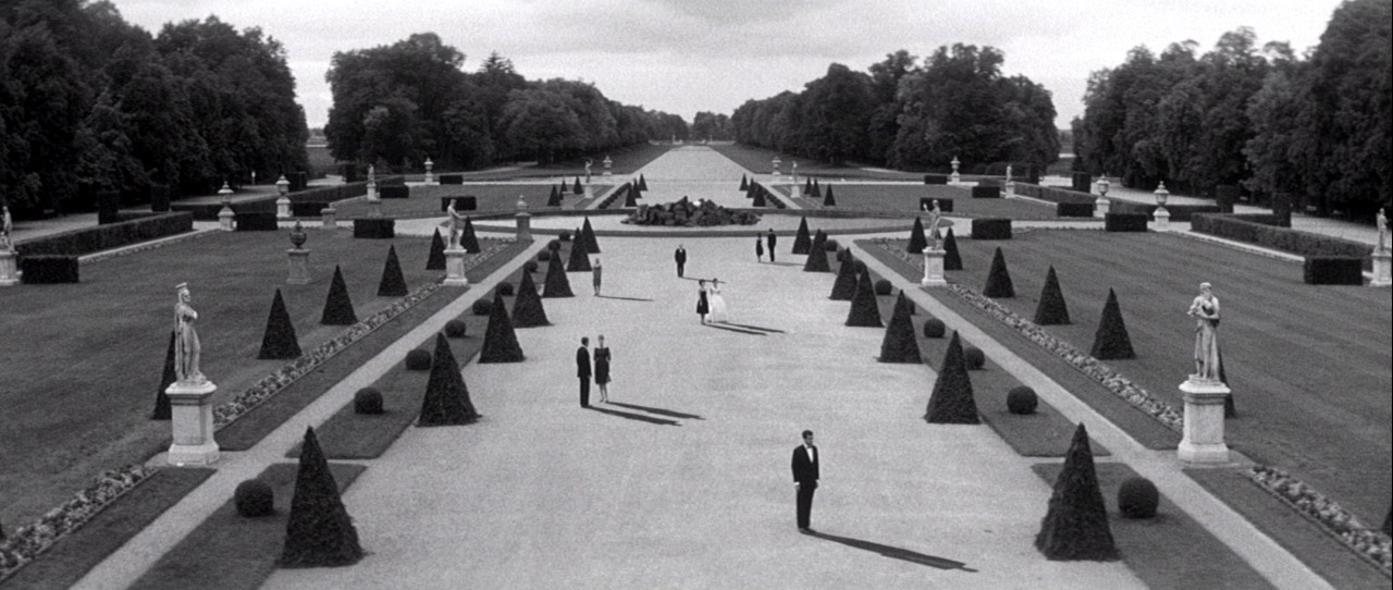The grounds of a hotel frozen in time (the Grand Parterre at the Nymphenburg Palace in Munich) in Last Year at Marienbad (1961)