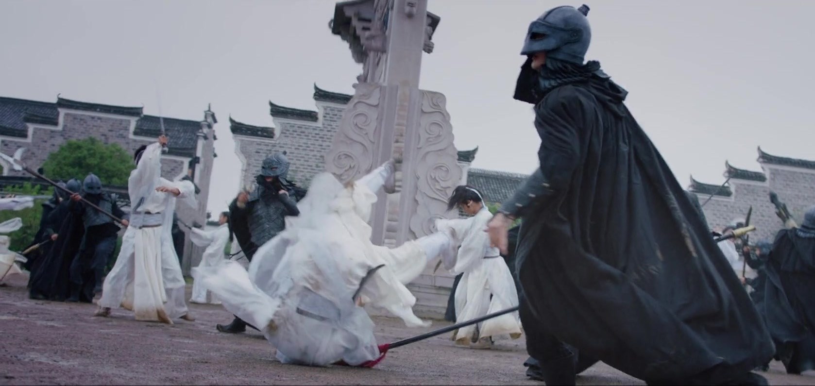 Opening battle scene in The Legend of Zu (2018)