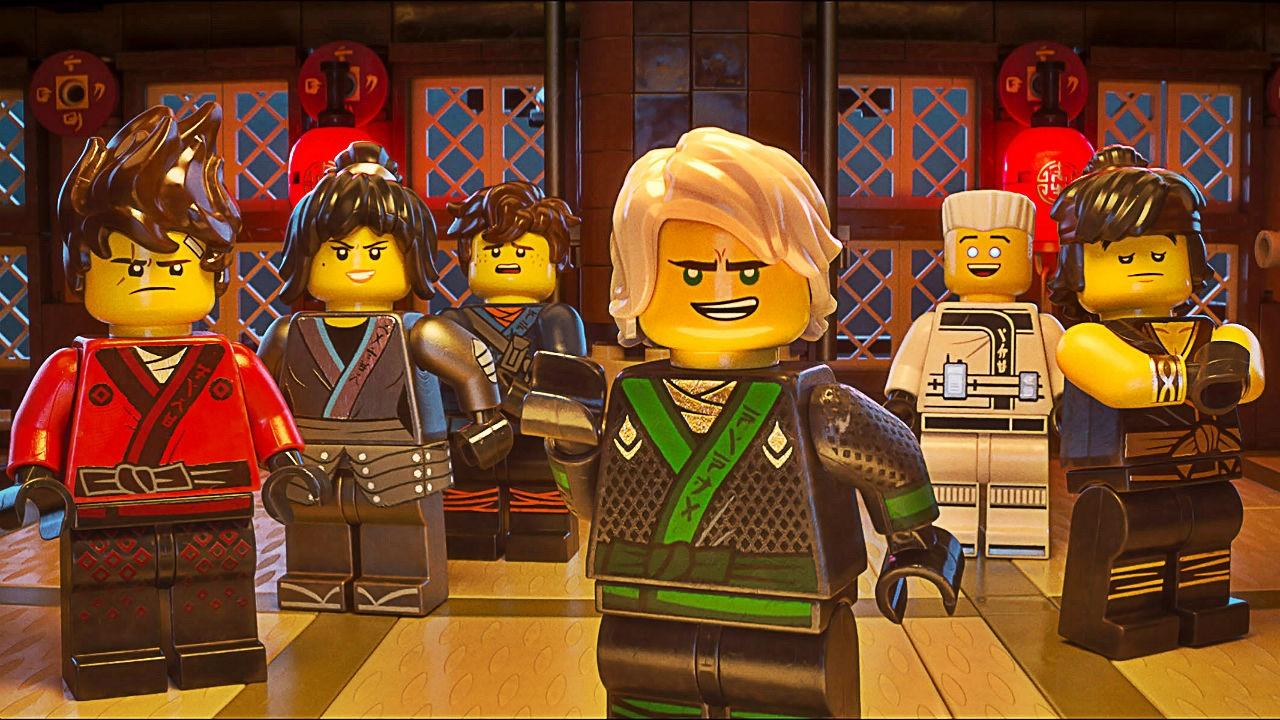 The Spinjitsu warriors with Lloyd in green in The Lego Ninjago Movie (2017)