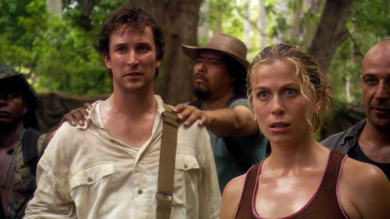 Flynn Carsen (Noah Wyle) and Nicole Noone (Sonya Walger) in the jungle in The Librarian: Quest for the Spear (2004)