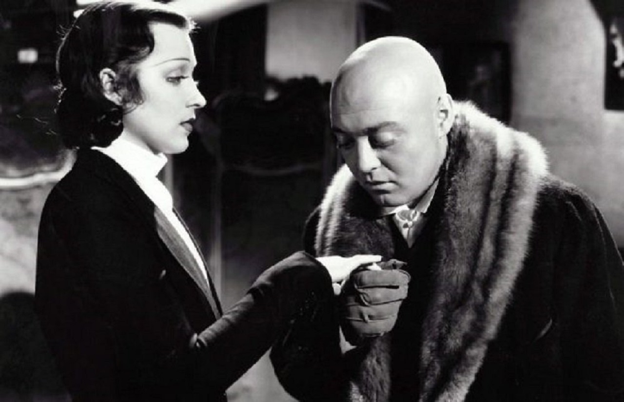 Dr Gogol (Peter Lorre) and his object of desire Frances Drake in Mad Love (1935)