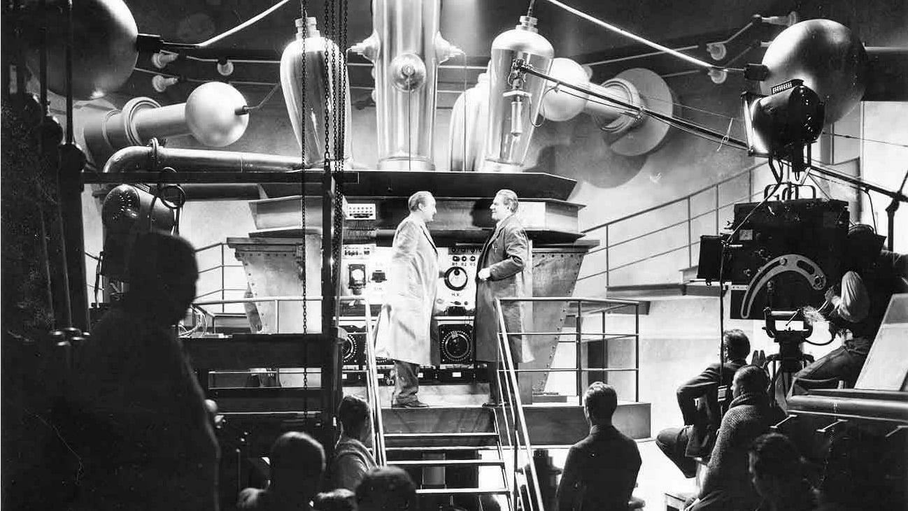 The Delatron Accelerator in The Magnetic Monster (1953)