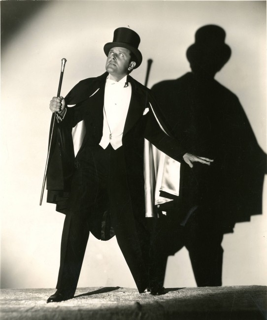 Warren Hull as Mandrake The Magician (1939)