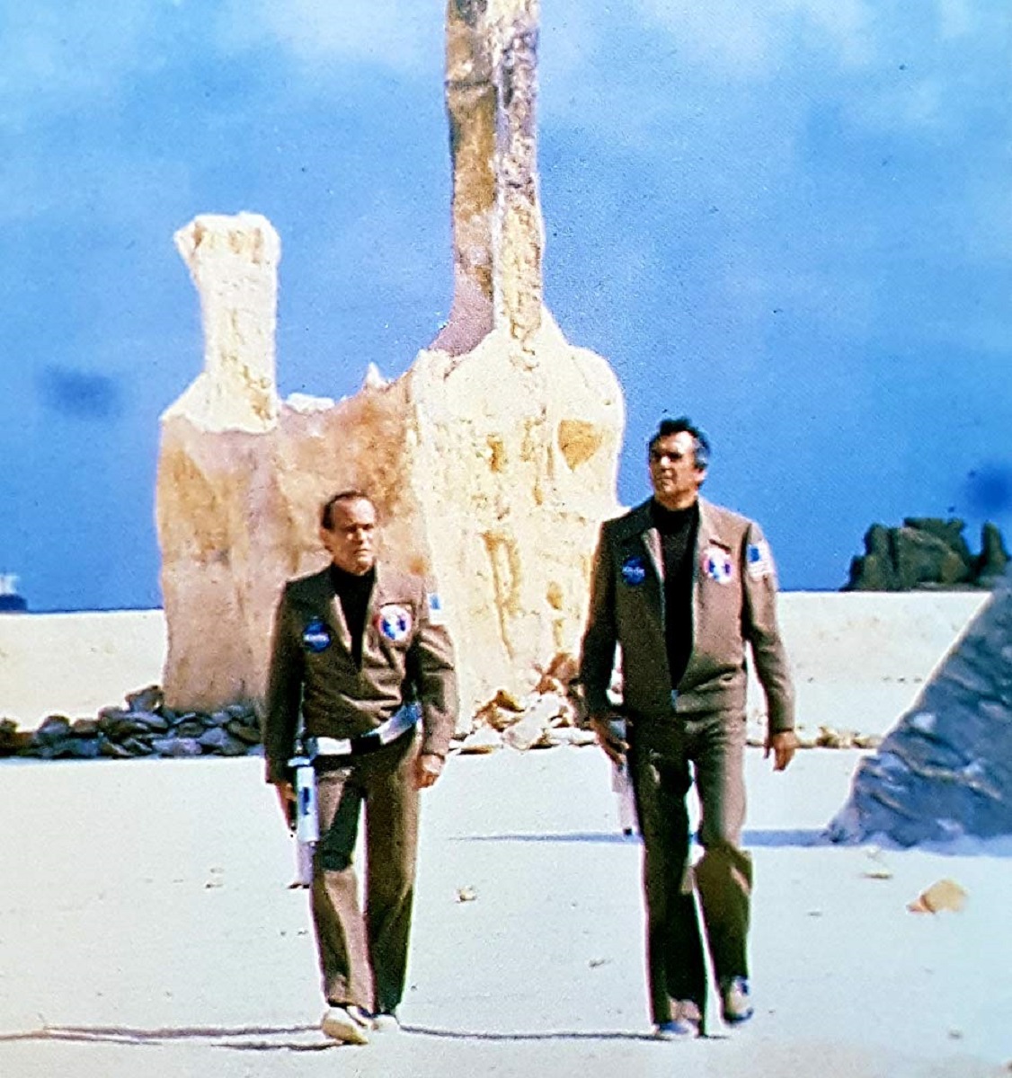 Darren McGavin and Rock Hudson on Mars in The Martian Chronicles (1980)