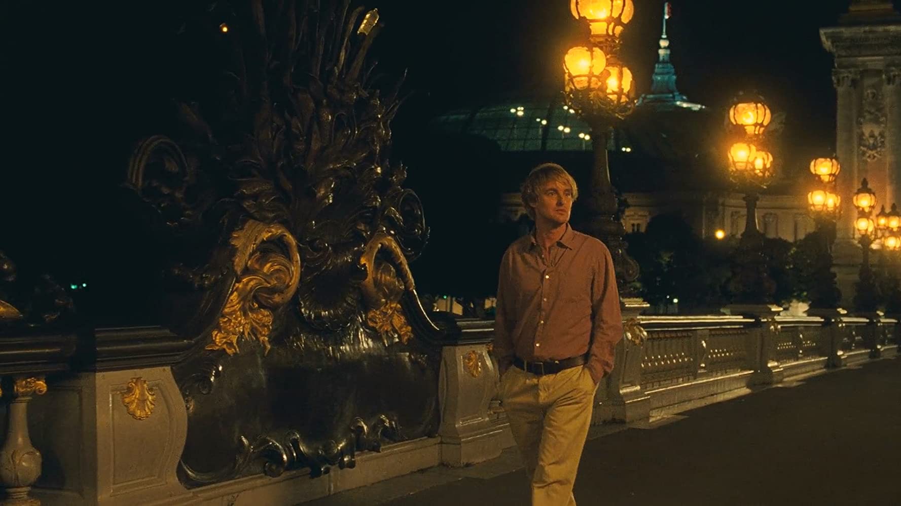 Owen Wilson walks the streets of Paris in Midnight in Paris (2011)