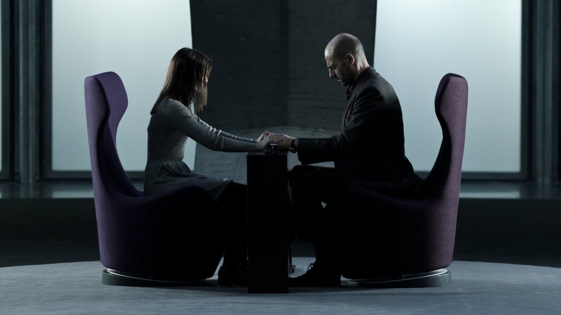 Mark Strong enters into Taissa Farmiga's memories in Mindscape (2013)