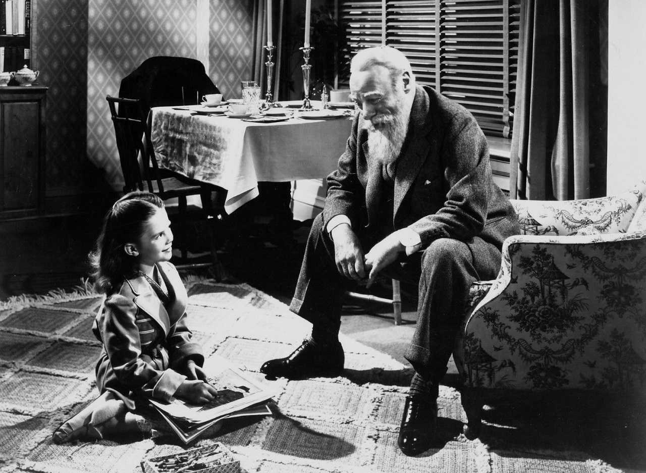 Kris Kringle (Edmund Gwenn) with an eight year-old Natalie Wood in Miracle on 34th Street (1947)
