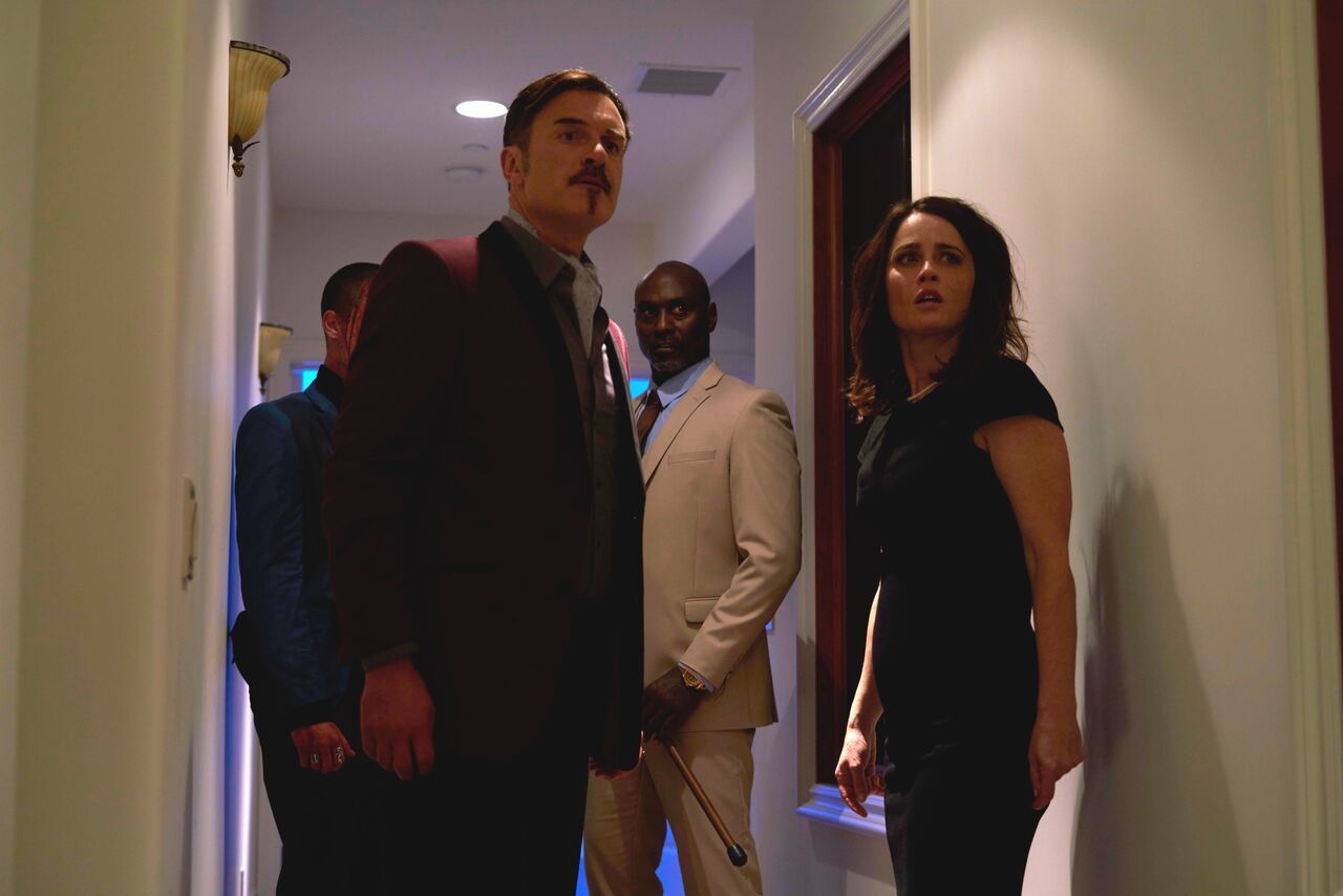 Kian Lawley, Julian McMahon, Lance Reddick and Robin Tunney in Monster Party (2018)