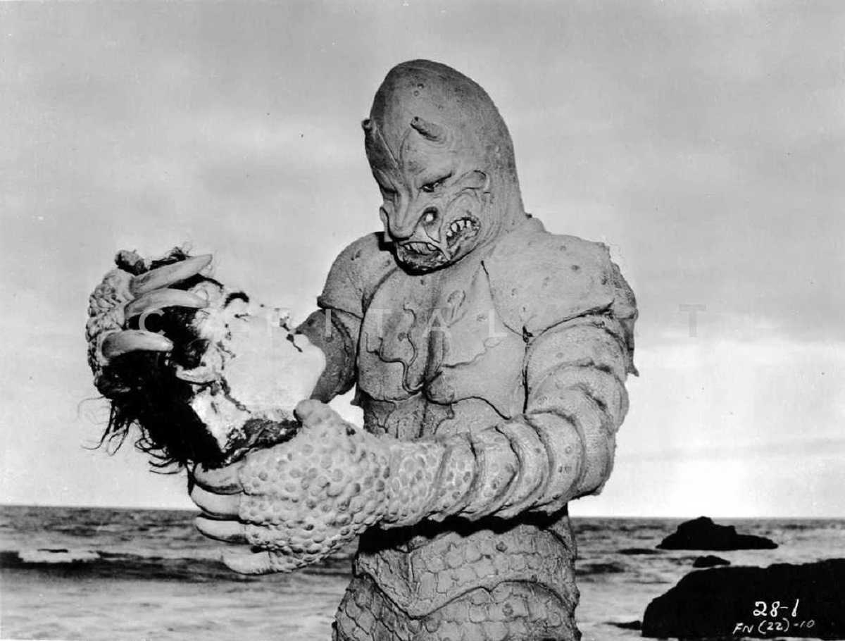 The monster and severed head in The Monster of Piedras Blancas (1959)