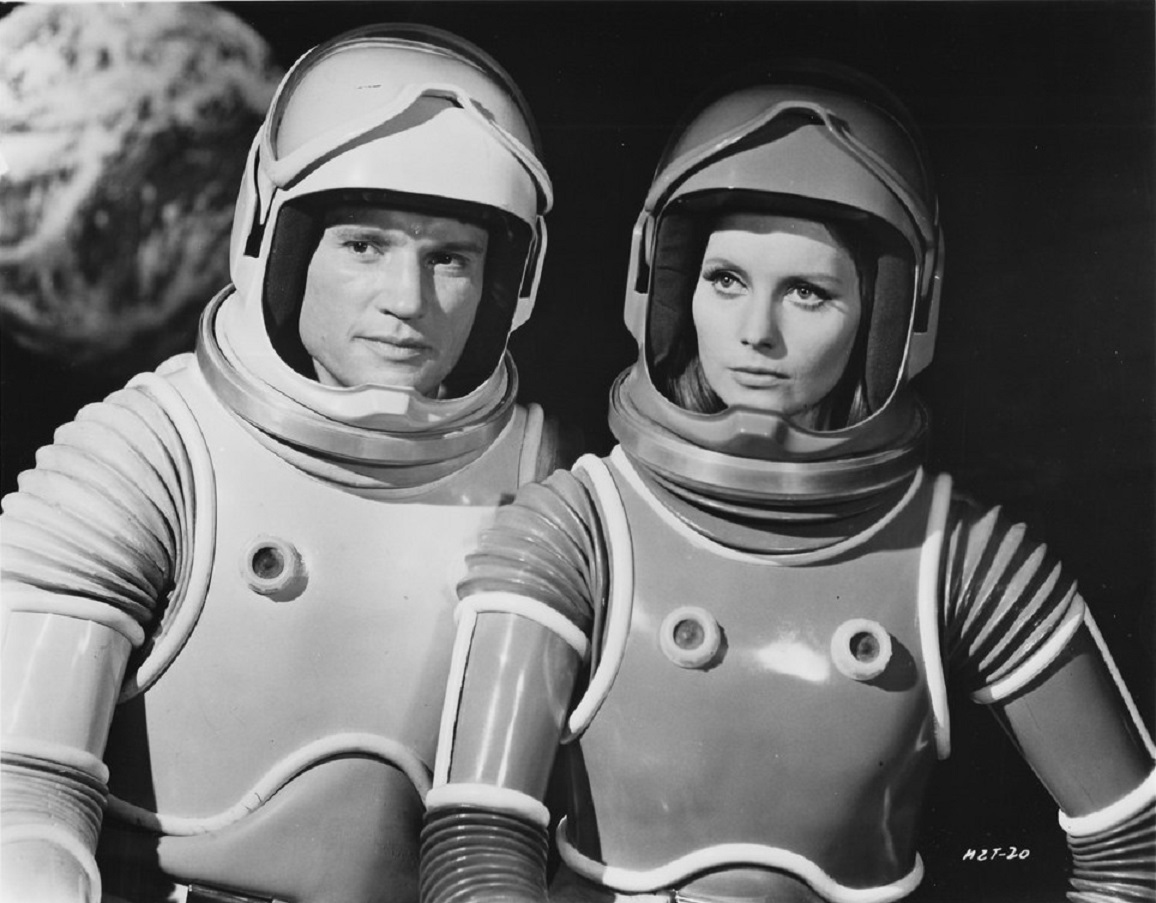 James Olson, Catherina von Schell [Catherine Schell] in Moon Zero Two (1969)