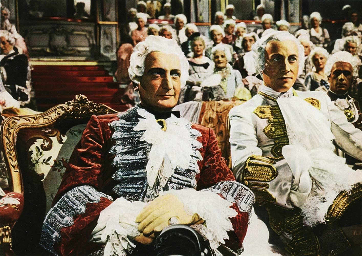 Hans Albers as Baron von Münchhausen (l) visiting the Russian royal court in Münchhausen (1943)