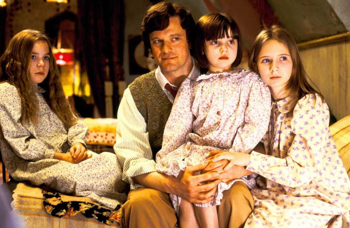 Colin Firth with his children Jennifer Rae Daykin, Holly Gibbs and Eliza Bennett in Nanny McPhee (2005)