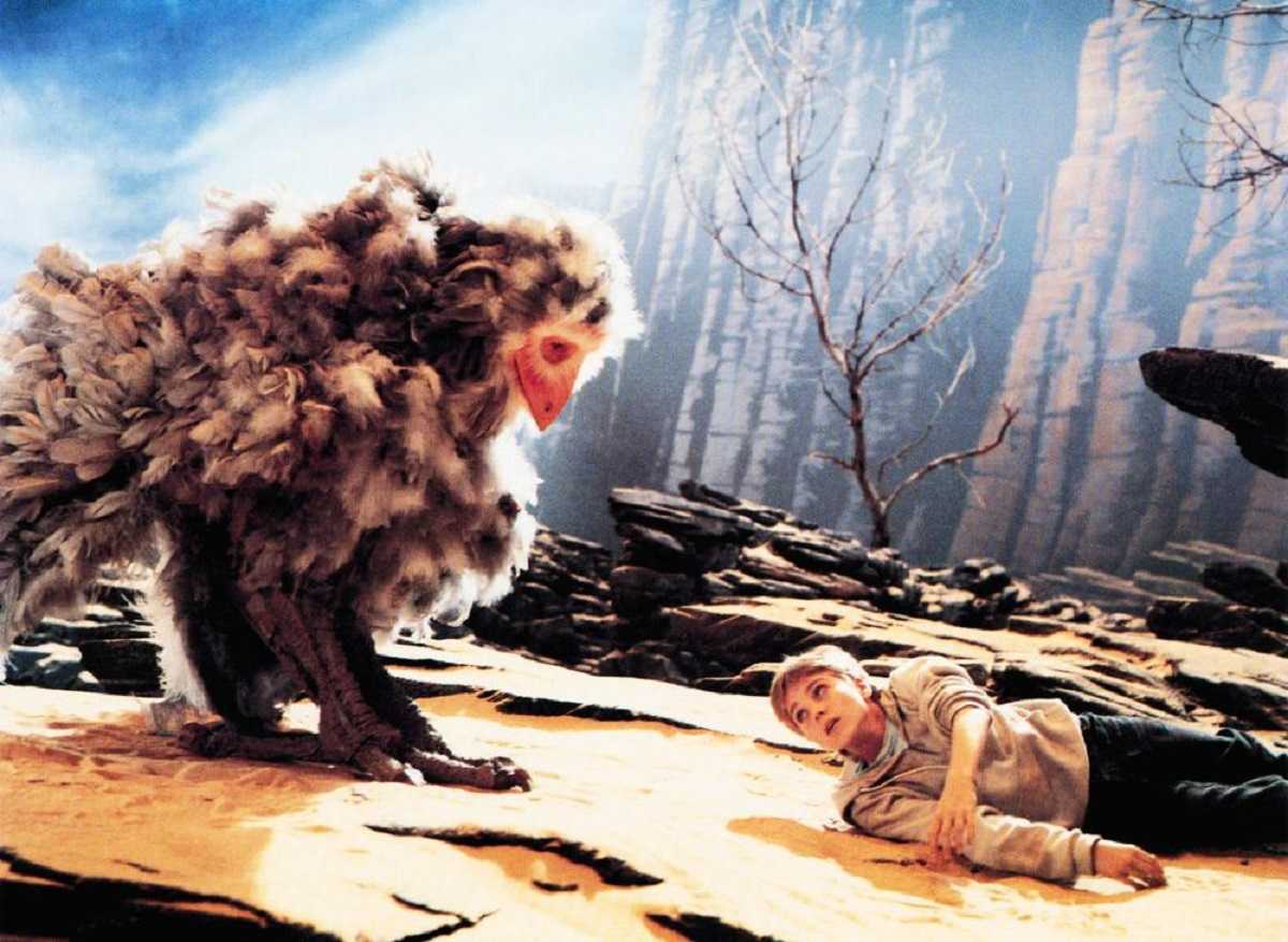 Bastian (Jonathan Brandis) and the creature Nimbly (Martin Umbach) in The Neverending Story II: The Next Chapter (1990)