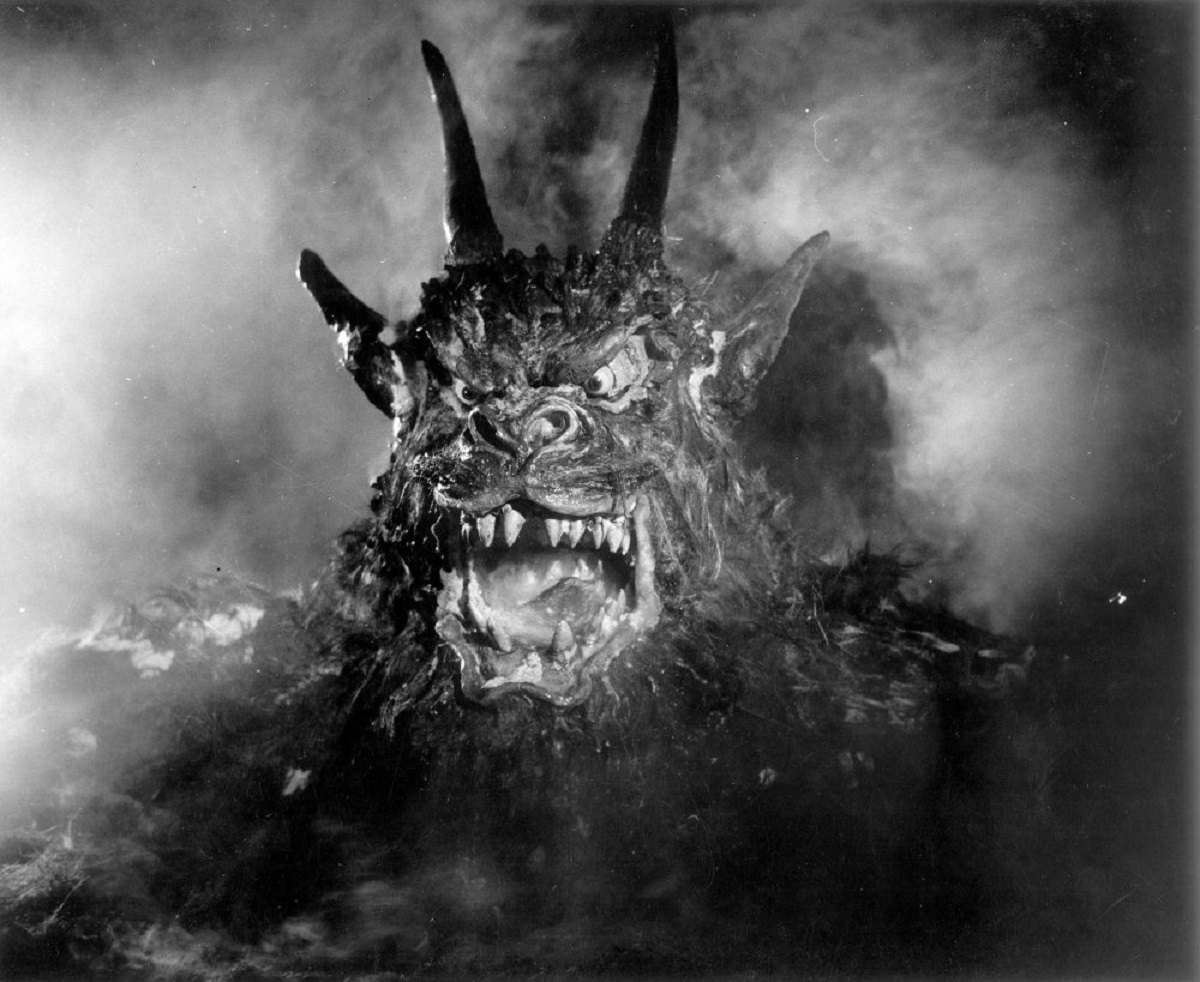 The climactic appearance of the demon in Night of the Demon (1957)