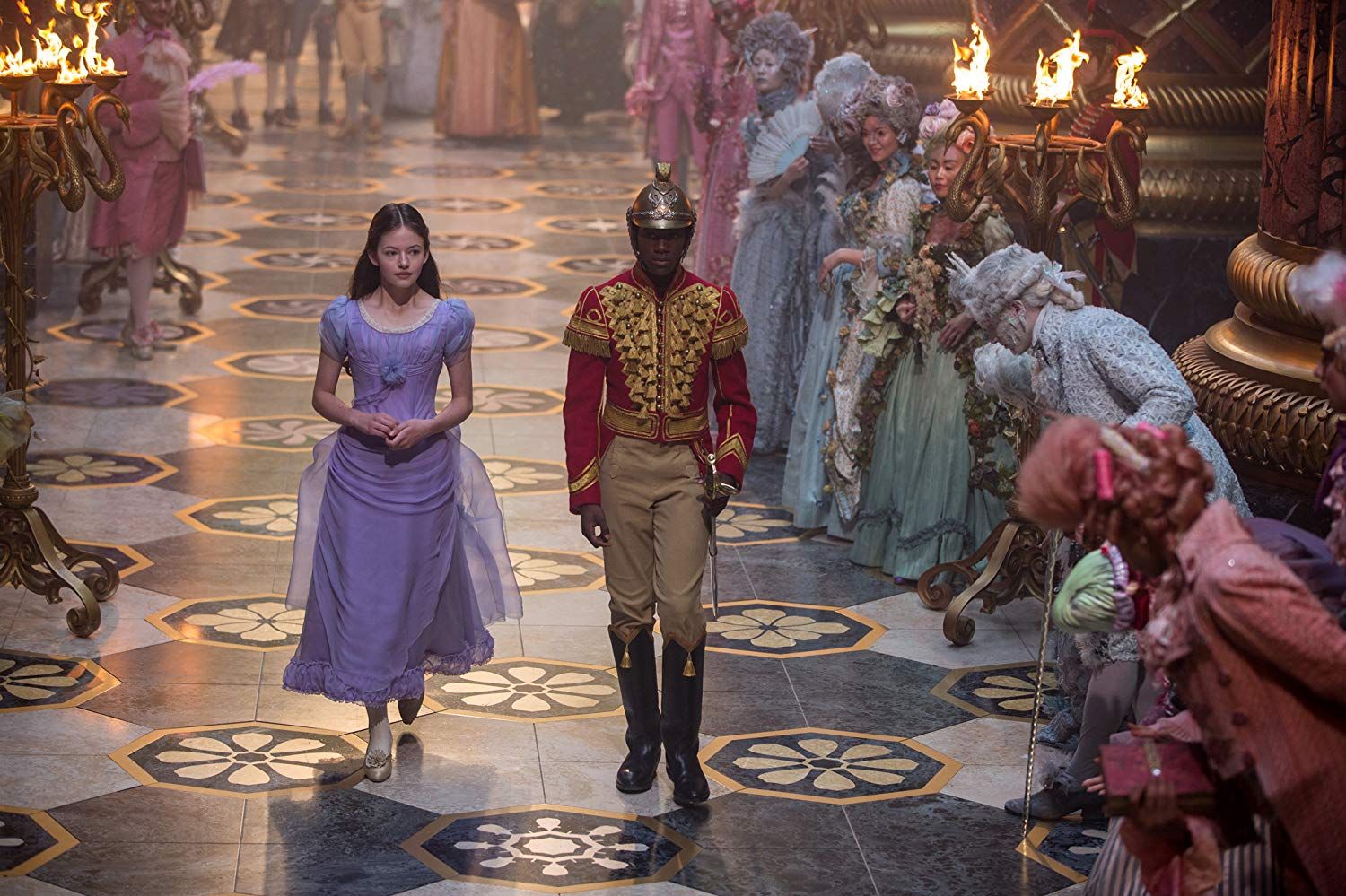 Clara Stalbaum (Mackenzie Foy and The Nutcracker Captain (Jayden Fowora Knight) in The Nutcracker and the Four Realms (2018)