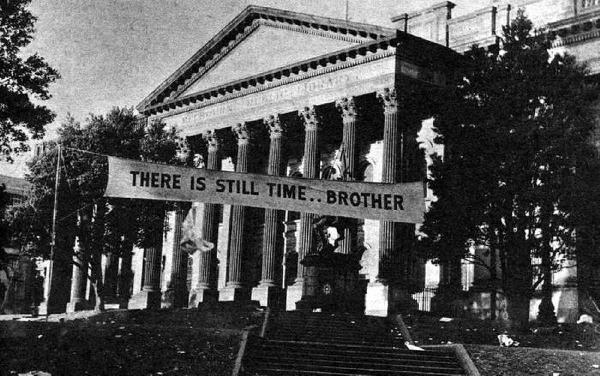 Salvation Army banner "There is Still Time Brother" in On the Beach (1959)
