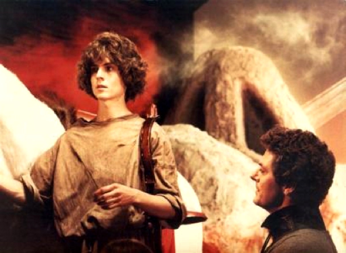 Parsifal (Michael Kutter) and Gurnemanz  (Robert Lloyd) in Parsifal (1982)