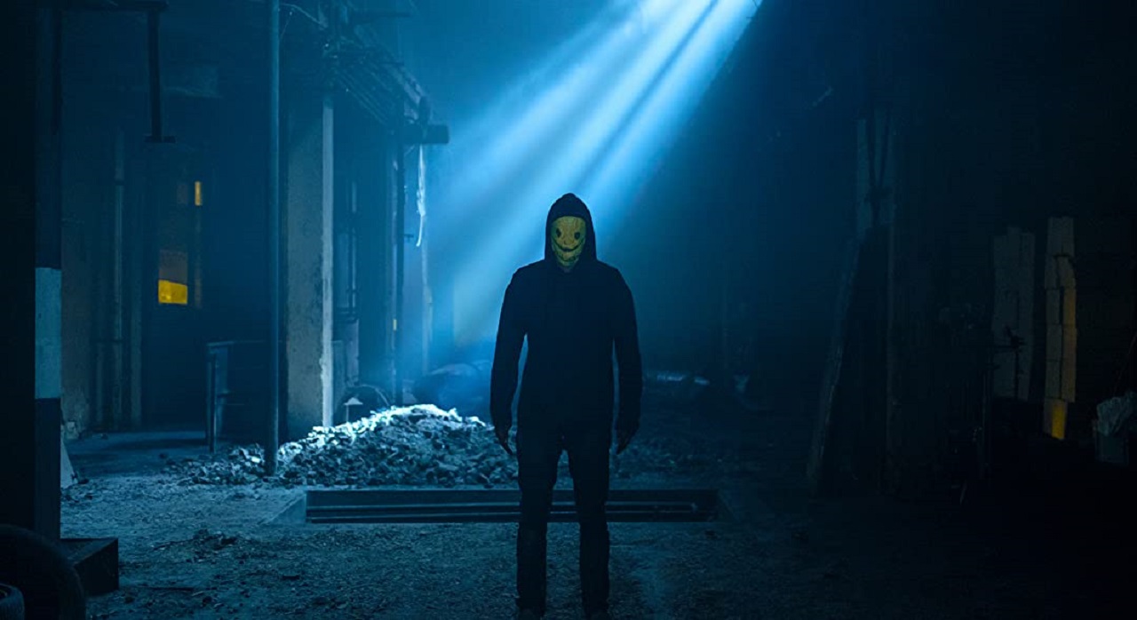 The masked killer lurks in Party Hard, Die Young (2018)