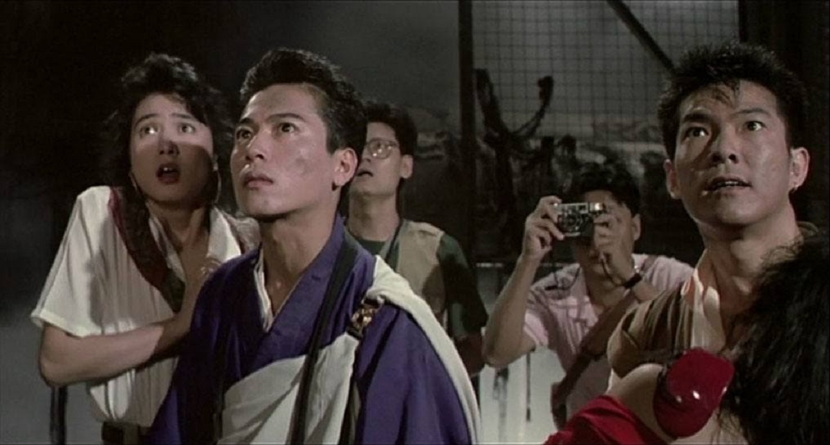 (l to r front) store assistant Narumi Yasuda, priest Lucky Fruit (Migami Hiroshi) and warrior monk Peacock (Yuen Biao) in Peacock King (1988)