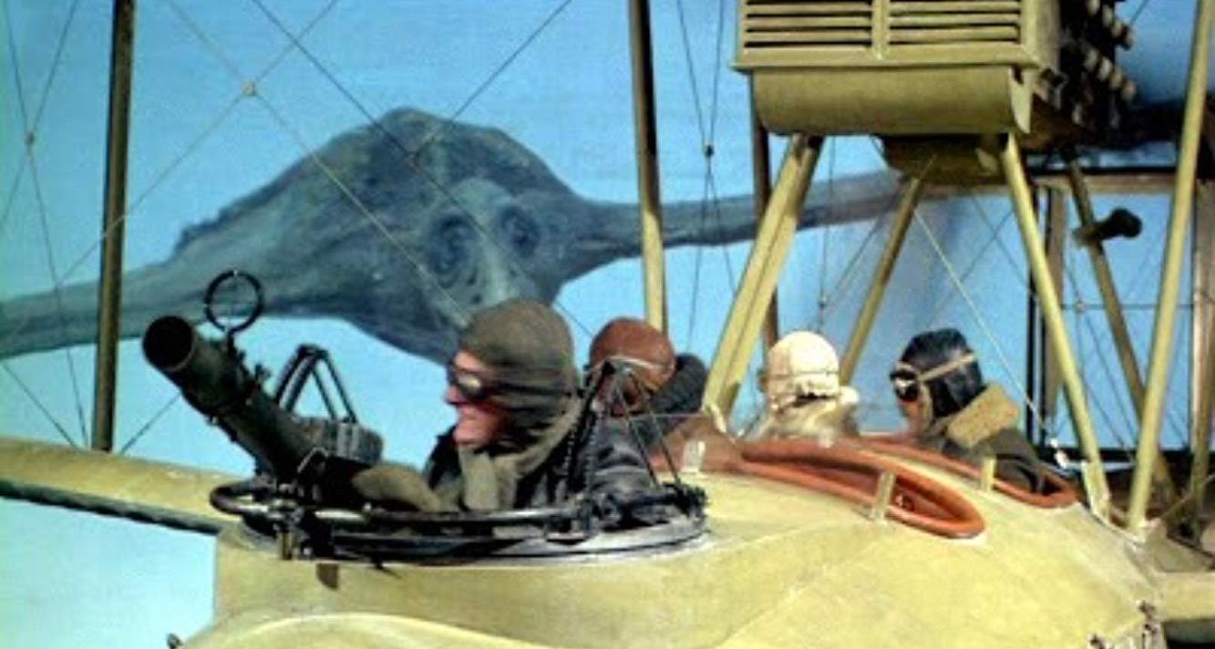 Pterodactyl vs biplane in The People That Time Forgot (1977)