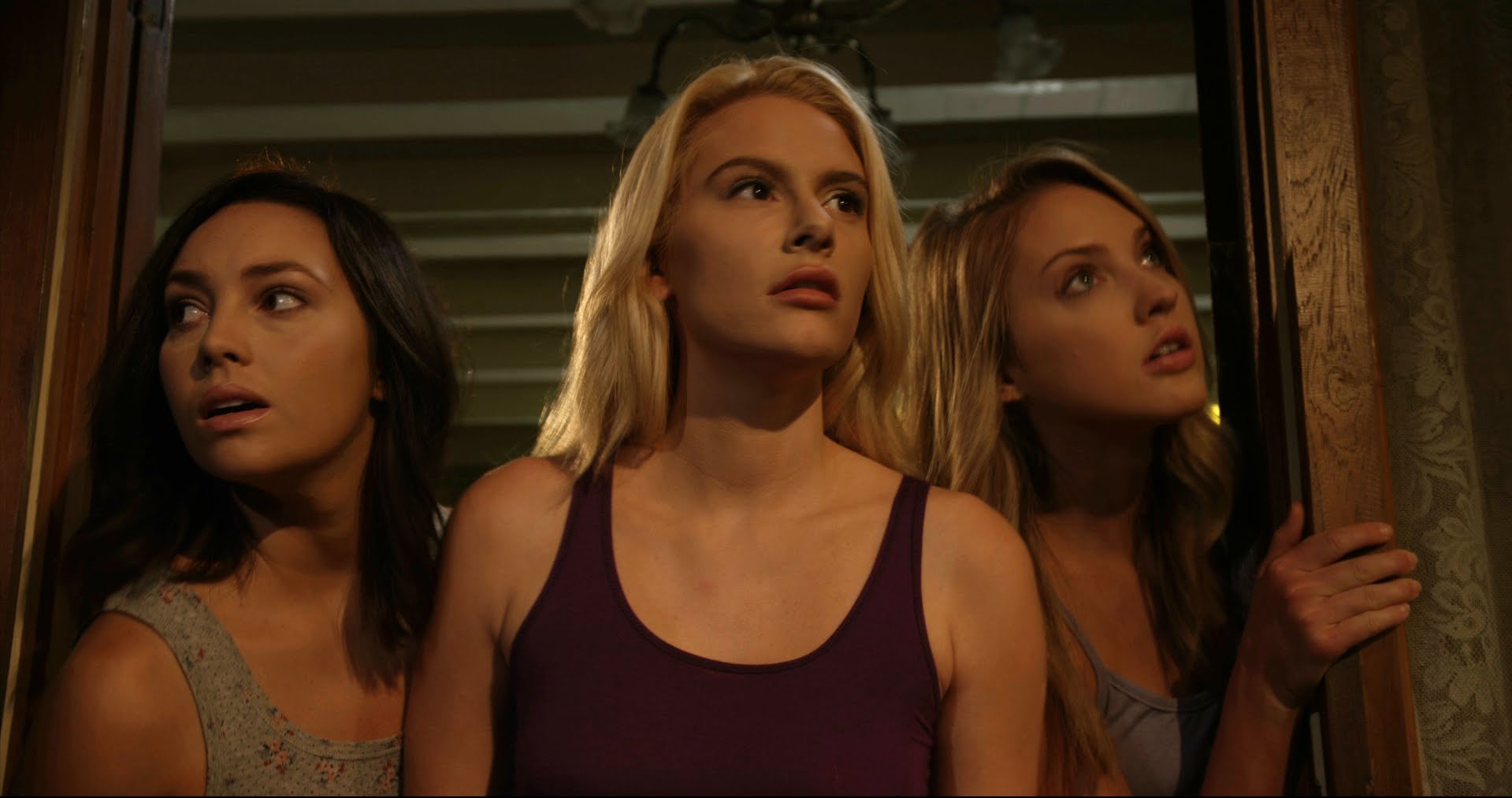 Emily O'Brien, Jackie Moore, Clara Hanna in Pernicious (2014)