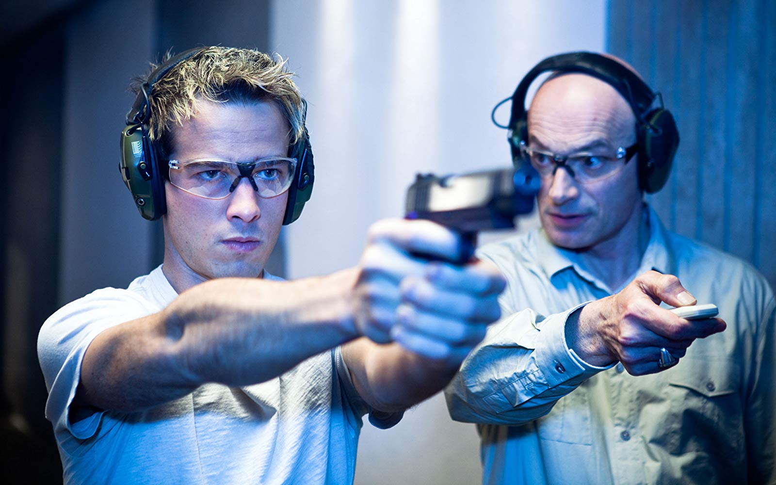 (l to r) Kit Walker (Ryan Carnes) undergoes training from Jean Marchand in The Phantom (2009)