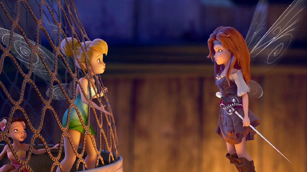 Tinkerbell (voiced by Mae Whitman) and Zarina (voiced by Christina Hendricks) in The Pirate Fairy (2014)