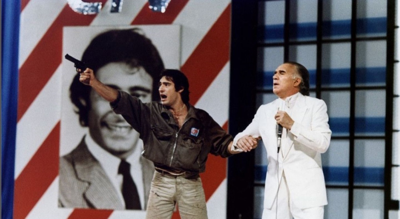 Gerard Lanvin and gameshow host Michel Piccoli in The Prize of Peril (1983)