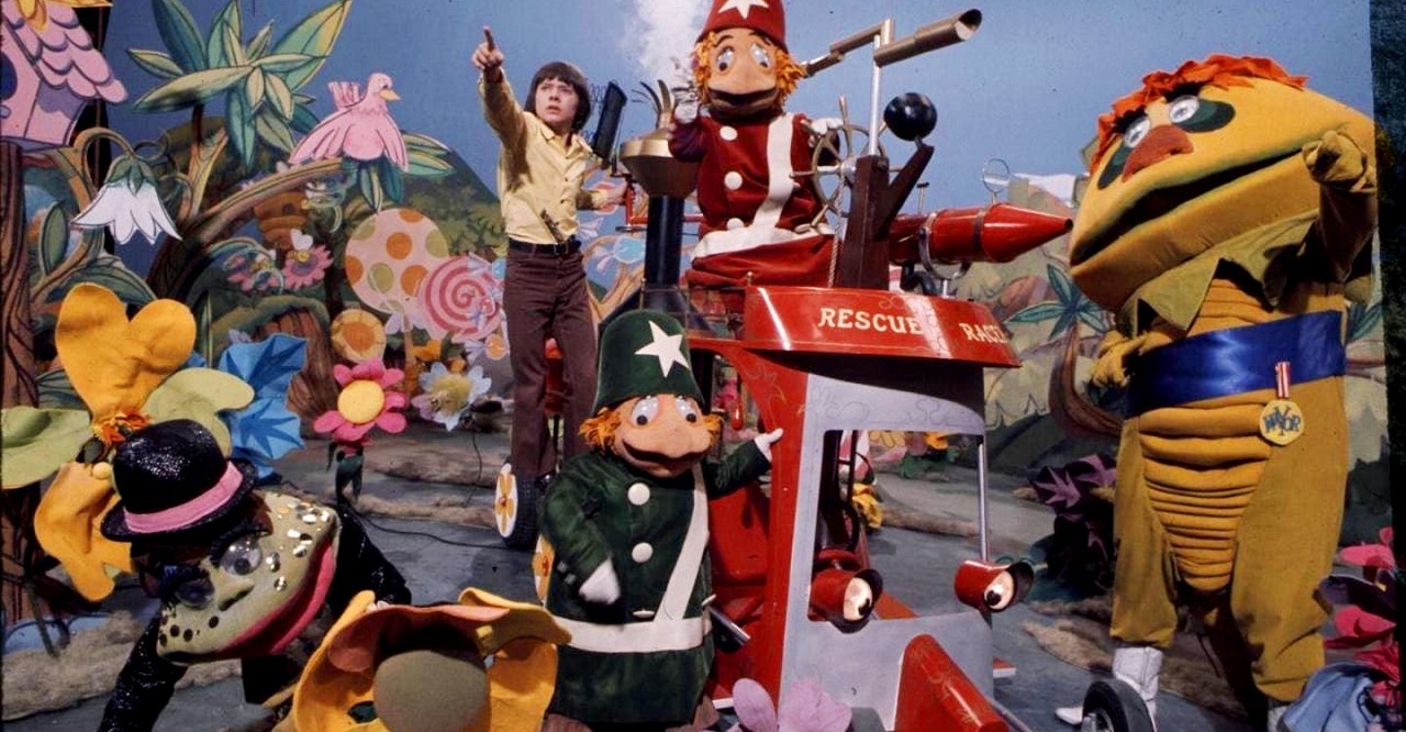 Jack Wild and the inhabitants of Living Island in Pufnstuf (1970)