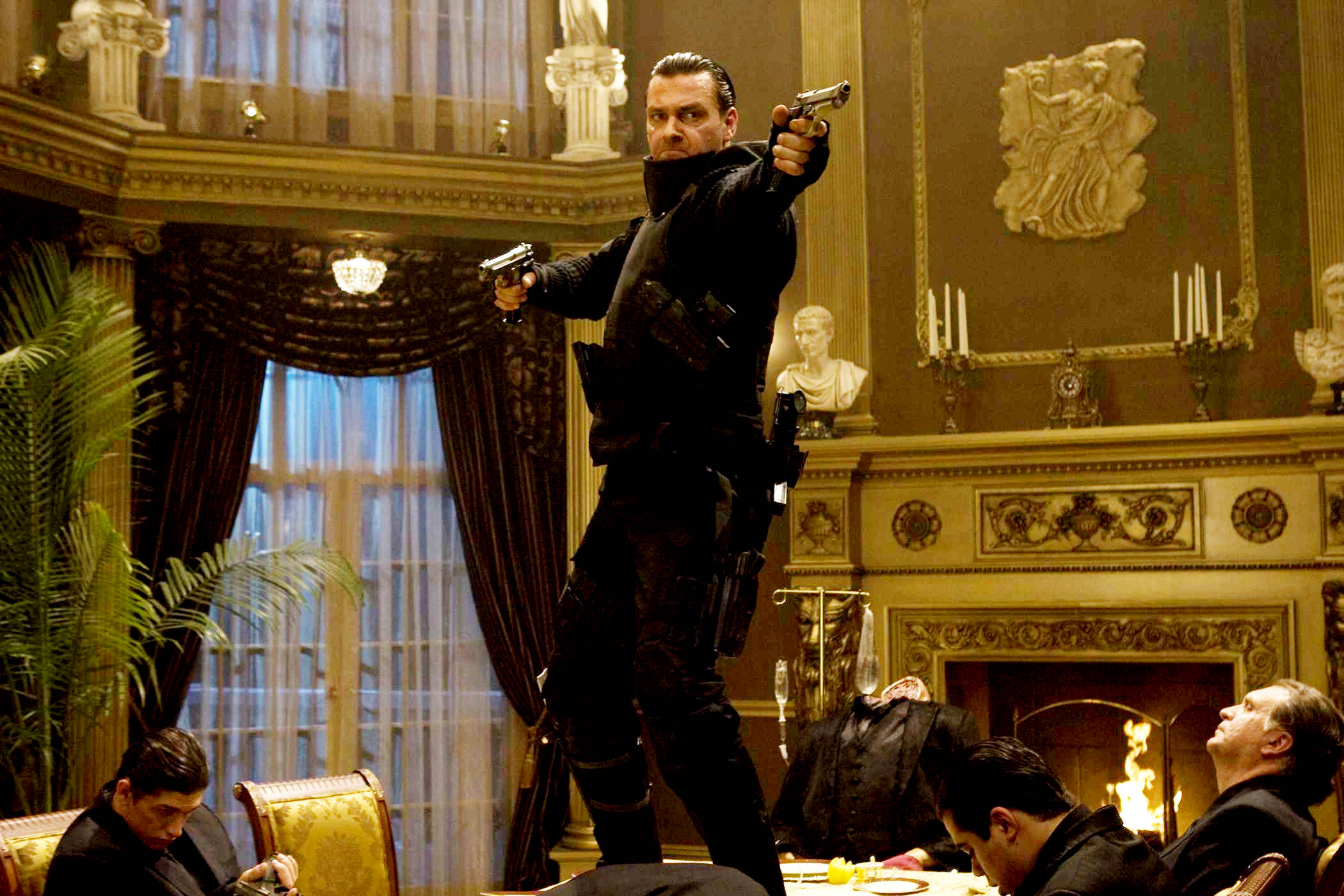 Ray Stevenson in action as Frank Castle in Punisher: War Zone (2008)