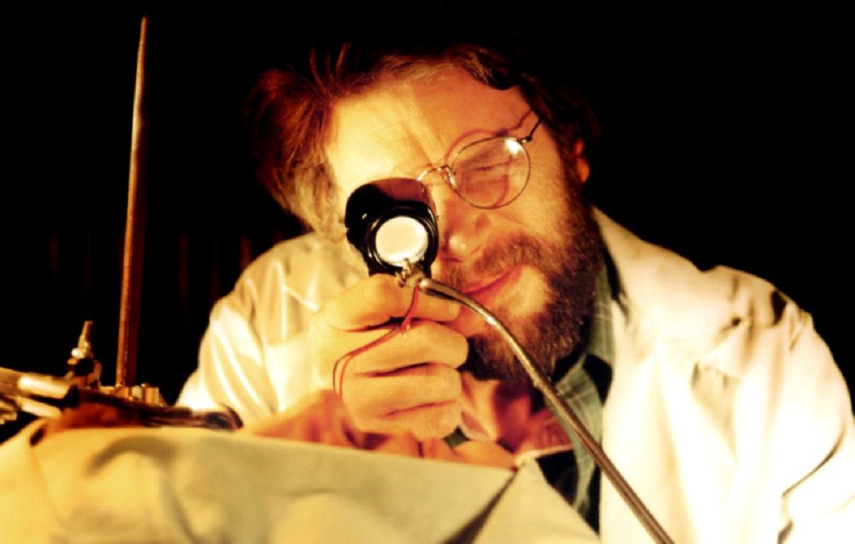 Scientist Stephen Galadia at work on his android in Puzzlehead (2005)