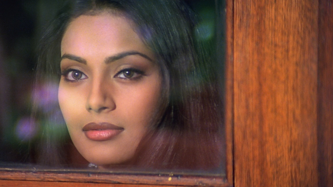 Bipasha Basu in Raaz (2002)