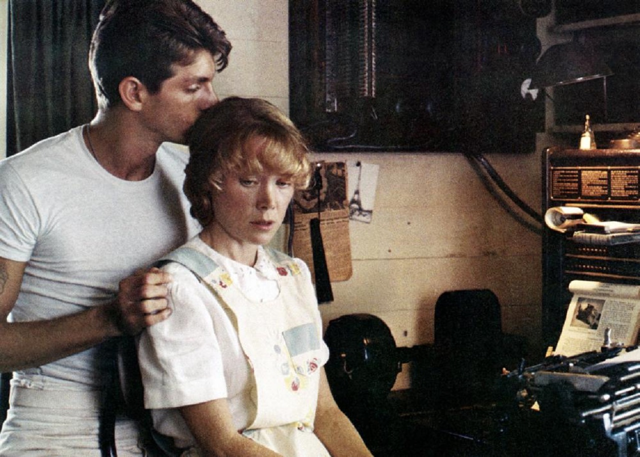 Eric Roberts and Sissy Spacek in Raggedy Man (1981)