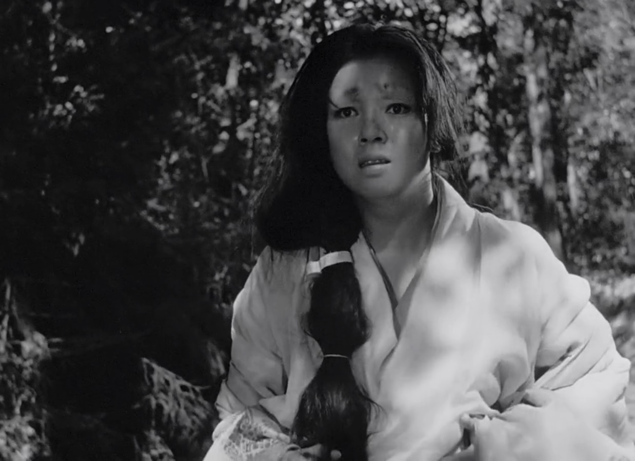 Machiko Kyo as the wife Takehiro in Rashomon (1950)