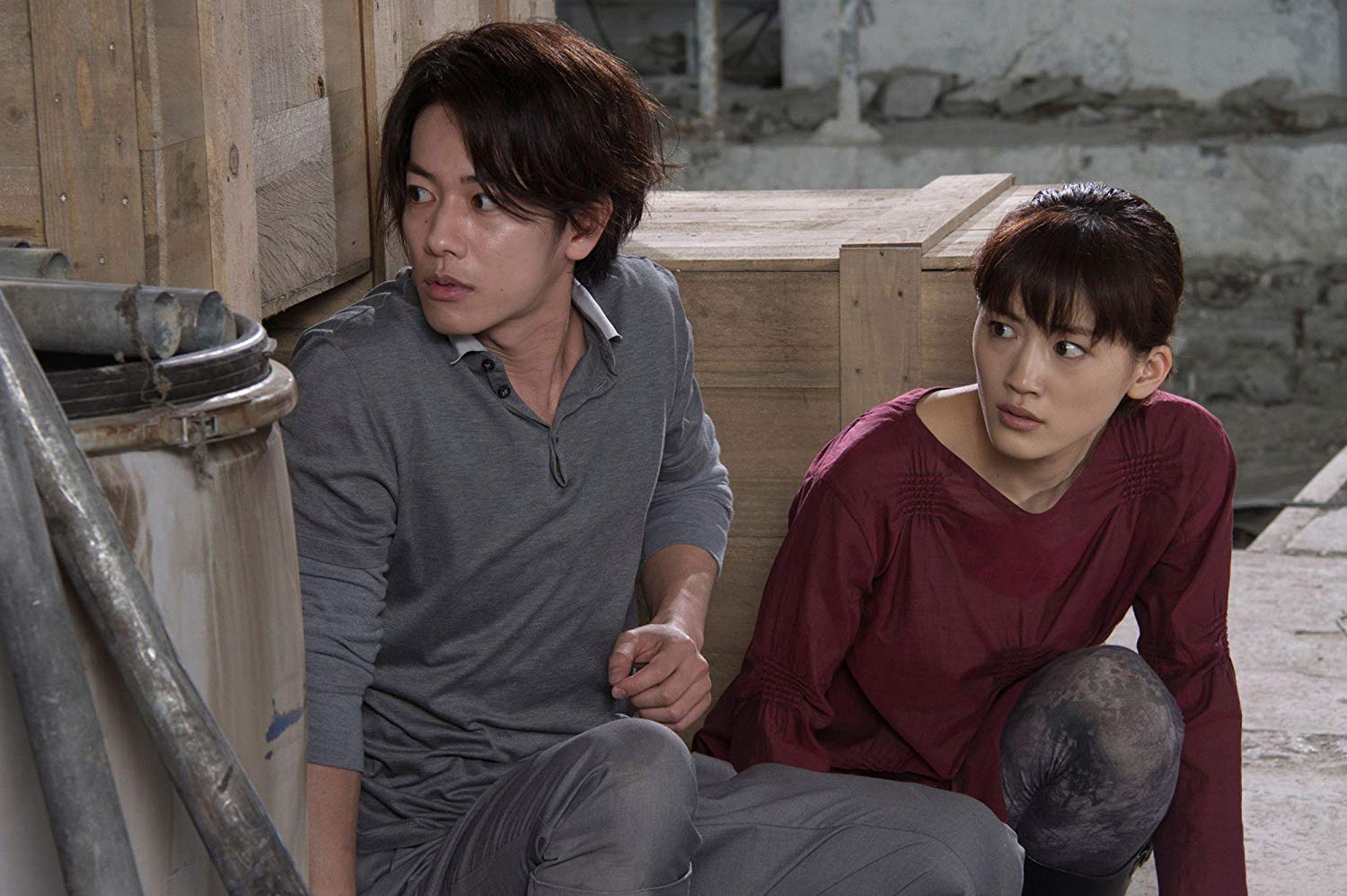 Inside the dreamscape - Takeru Sato, Haruka Ayase in Real (2013)