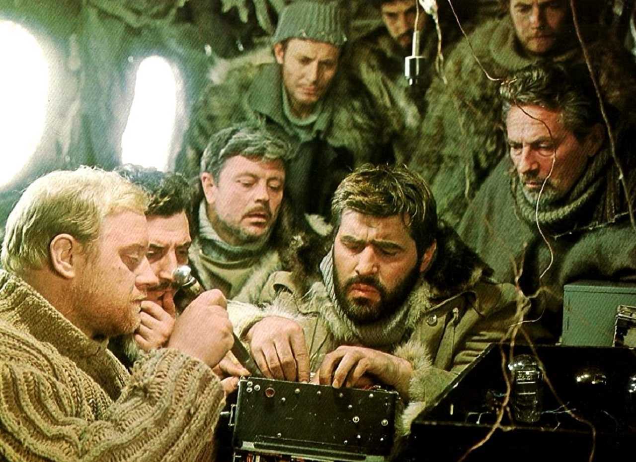 Yuriy Vizbor, Mario Adorf, Donatas Banionis, Massimo Girotti and Peter Finch in The Red Tent (1969)