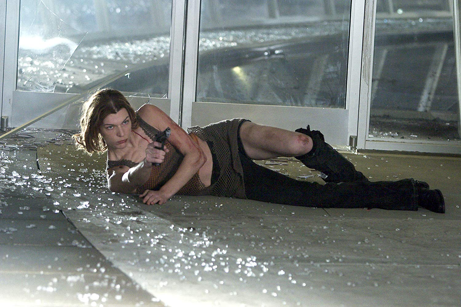 Alice (Milla Jovovich) in Resident Evil: Apocalypse (2004)