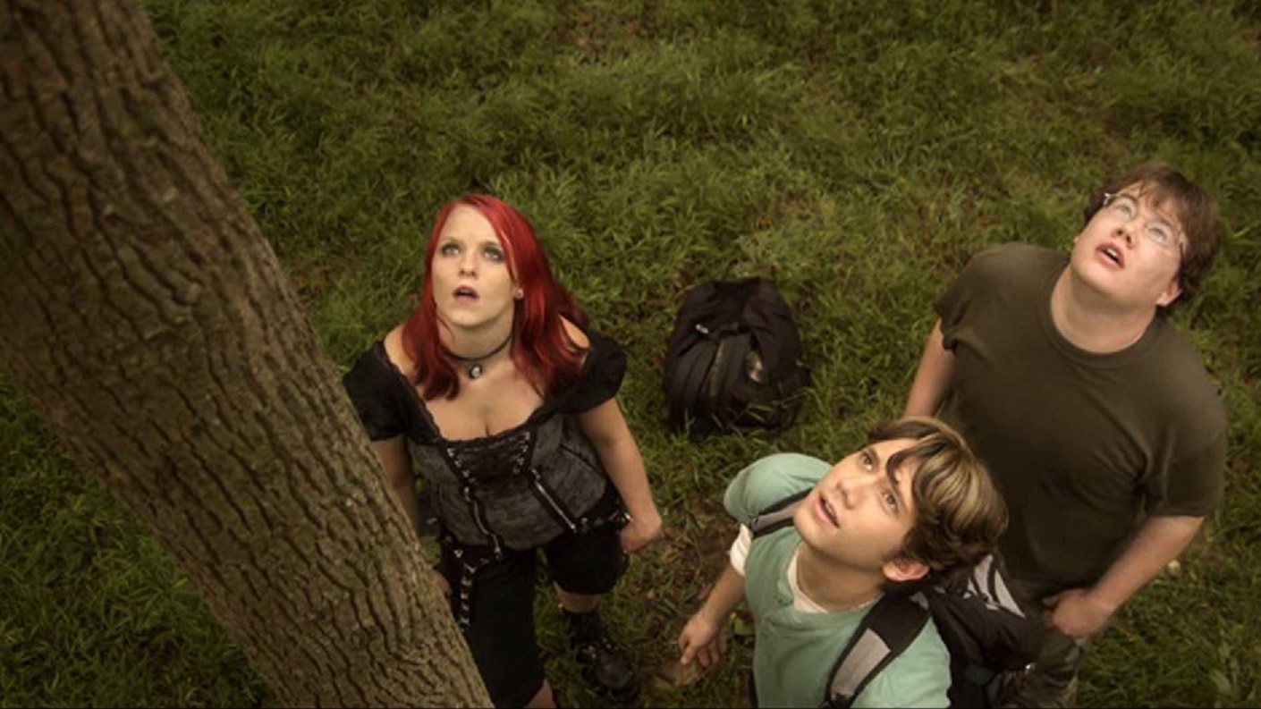 Fans on a quest - Emma Earnest, Justin Moe, Cole Matson in Rise of the Fellowship (2013)