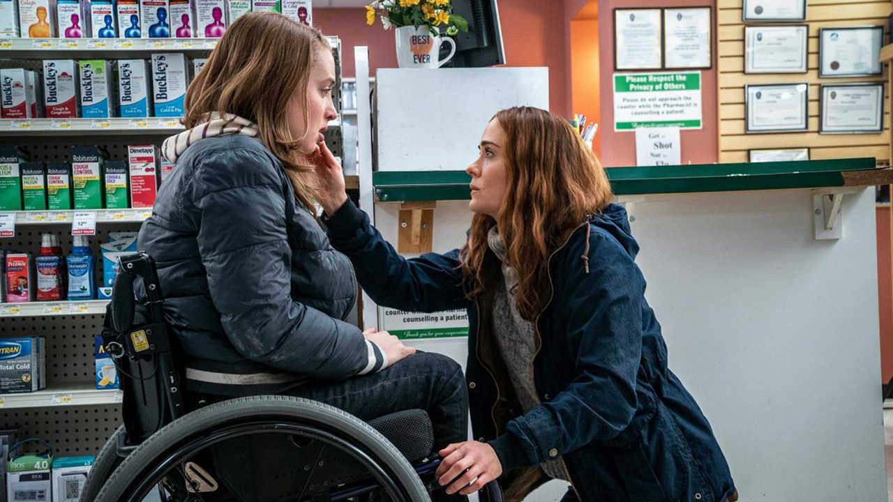 Wheelchair-confined teen Kiera Allen and mother Sarah Paulson in Run. (2020)