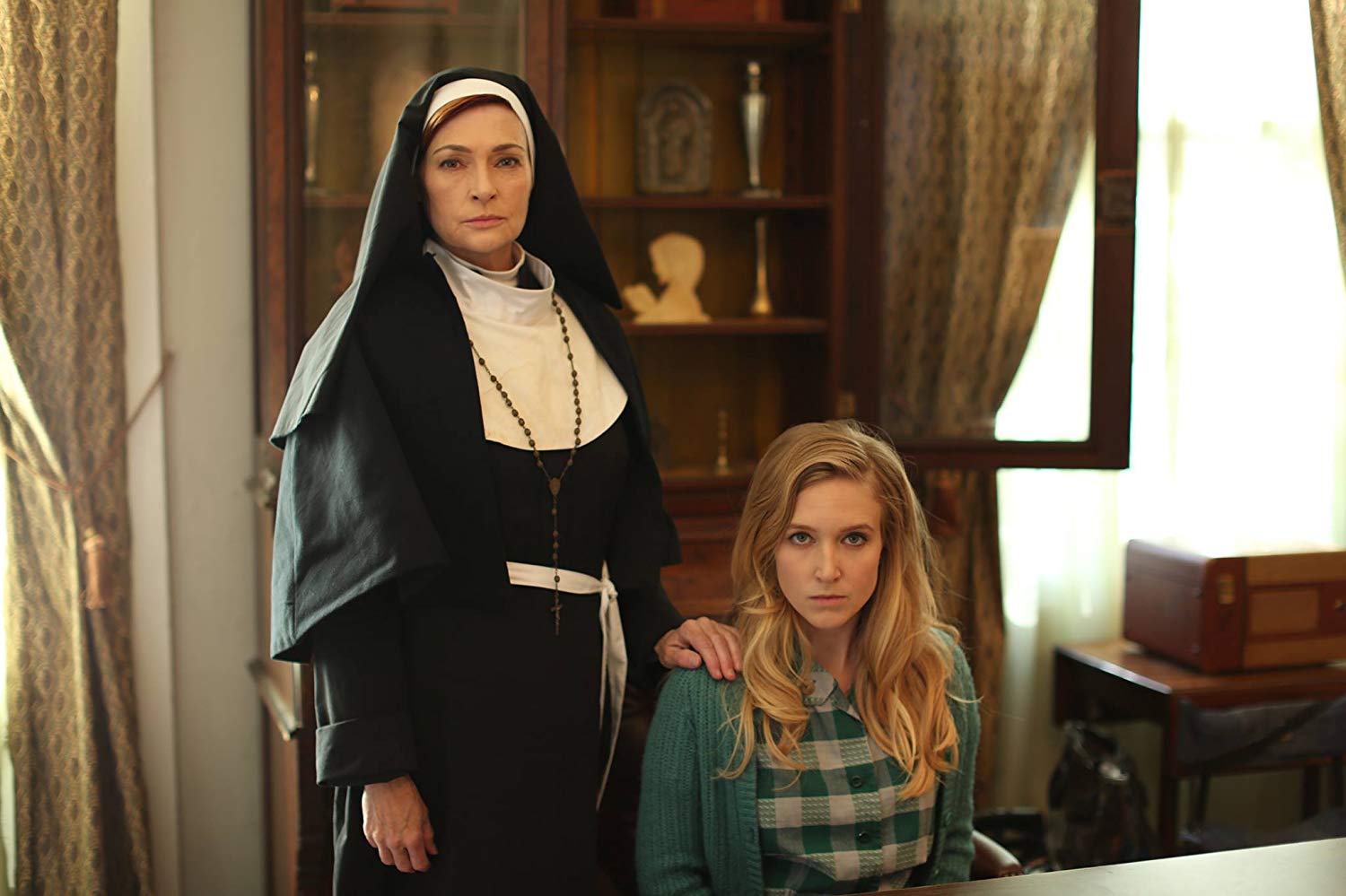 (l to r) Mother Superior Carolyn Hennesy and Sabrina Kern as Mary aka Agatha in Saint Agatha (2018)