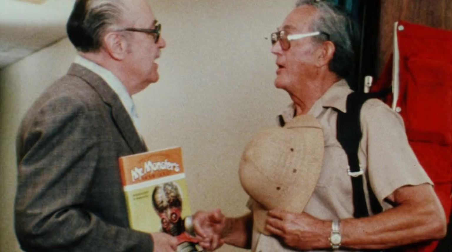 Kirk Alyn and Forrest J. Ackerman in Scalps (1983)