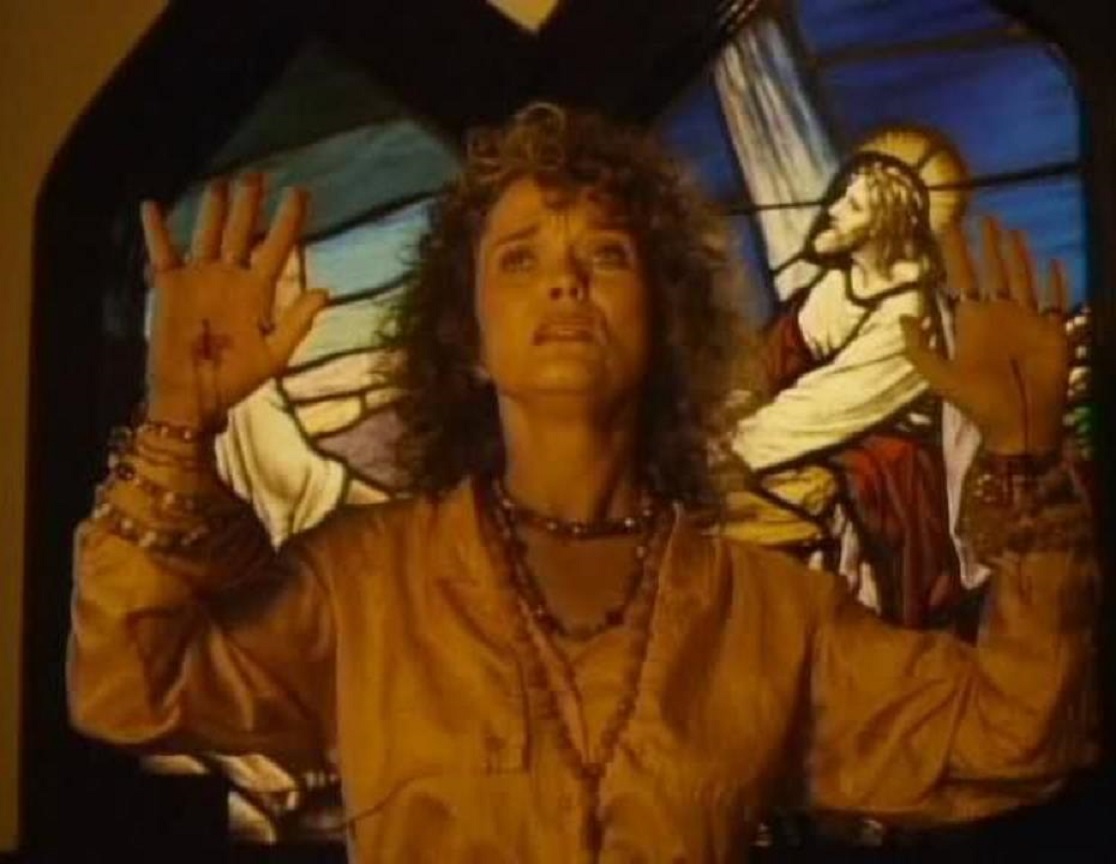 Cult leader Grace Zabriskie in Servants of Twilight (1991)