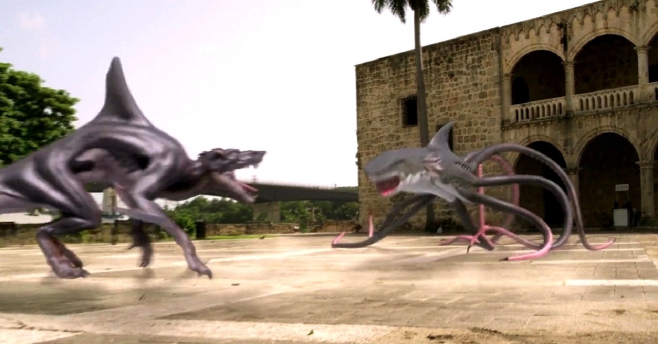 Showdown between whalewolf and sharktopus in Sharktopus vs Whalewolf (2015)
