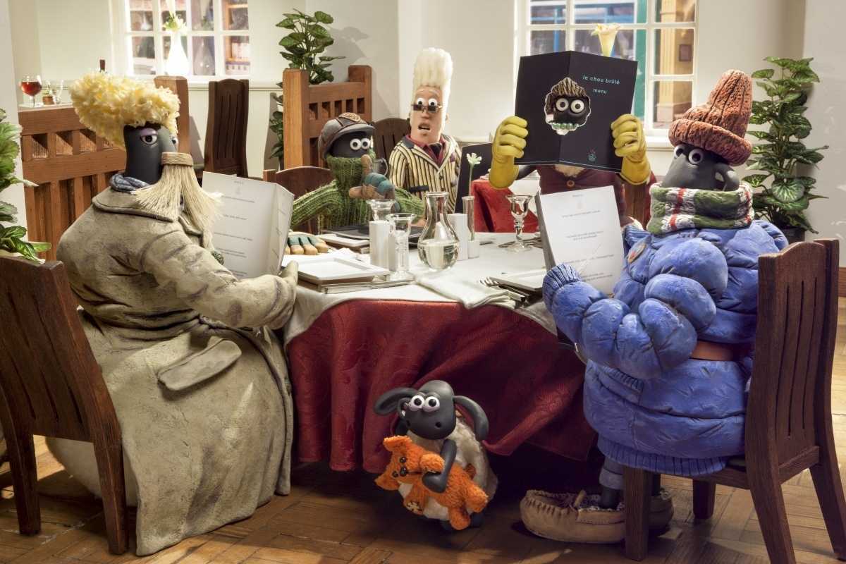 The disguised sheep go to a restaurant in Shaun the Sheep Movie (2015)